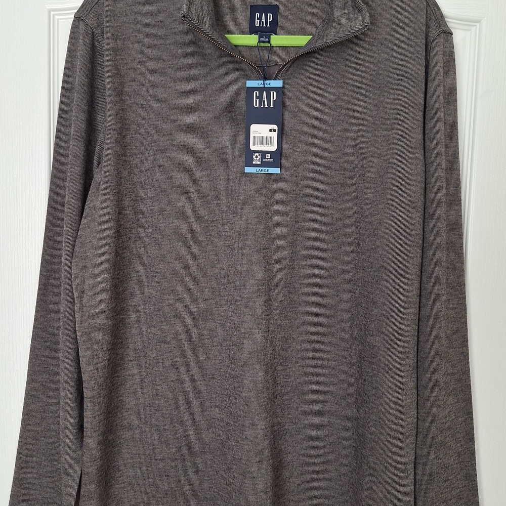 GAP Men's Gray Long Sleeve Shirt